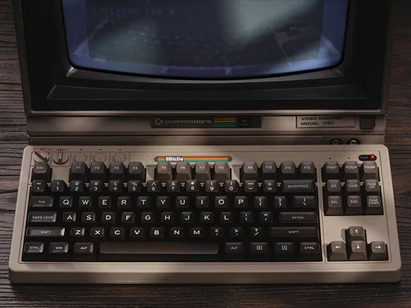 8BitDo レトロ メカニカル キーボード - C64 Editio Bluetooth、2.4G