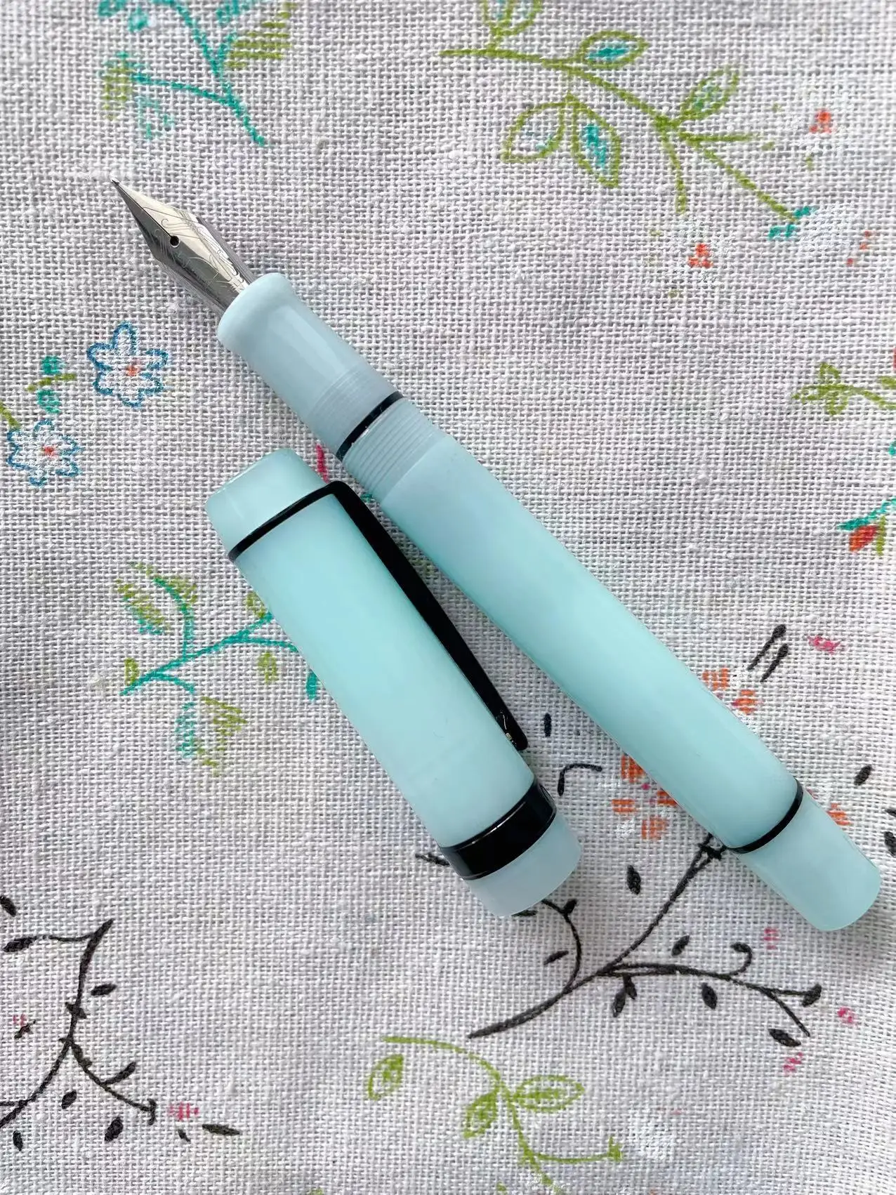 Kaigelu 316 Acrylic Fountain Pen Polish Nib Blue Brown Marble Pattern Ink Gift