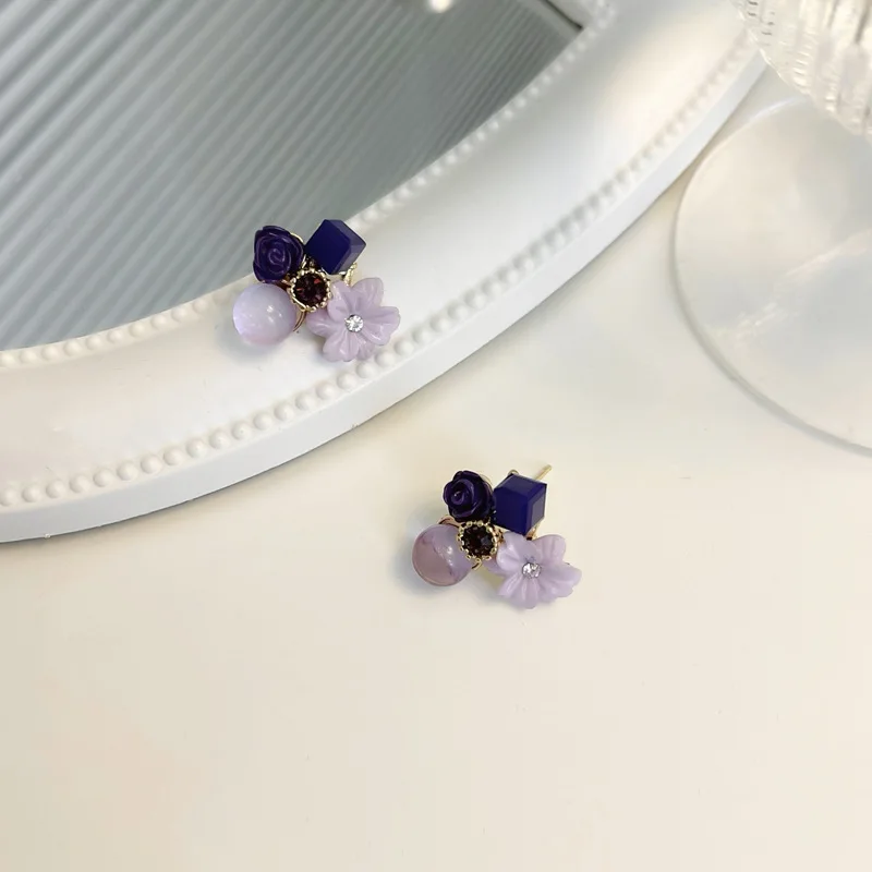 Taro Purple Flower Stud Earrings for Women Crystal Round Ball Mini Earrings Cute Girls Earrings Fashion Ear Jewelry brincos