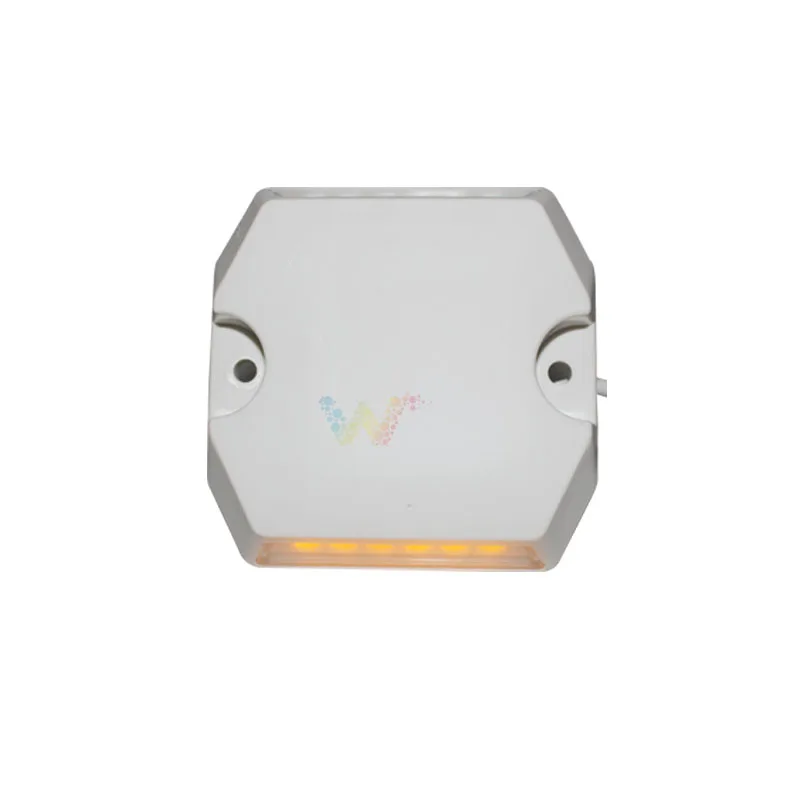 DC12V or DC24V plastic shell waterproof road marker yellow LED light tunnel wired road stud reflective road marker
