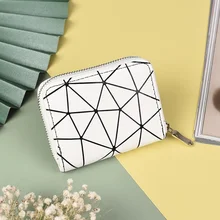 

Simple Ladies Wallet Women's Wallet Made of Leather Female Diamond Short Wallet Wrist Strap Zipper Wallet Mobile Phone Bag