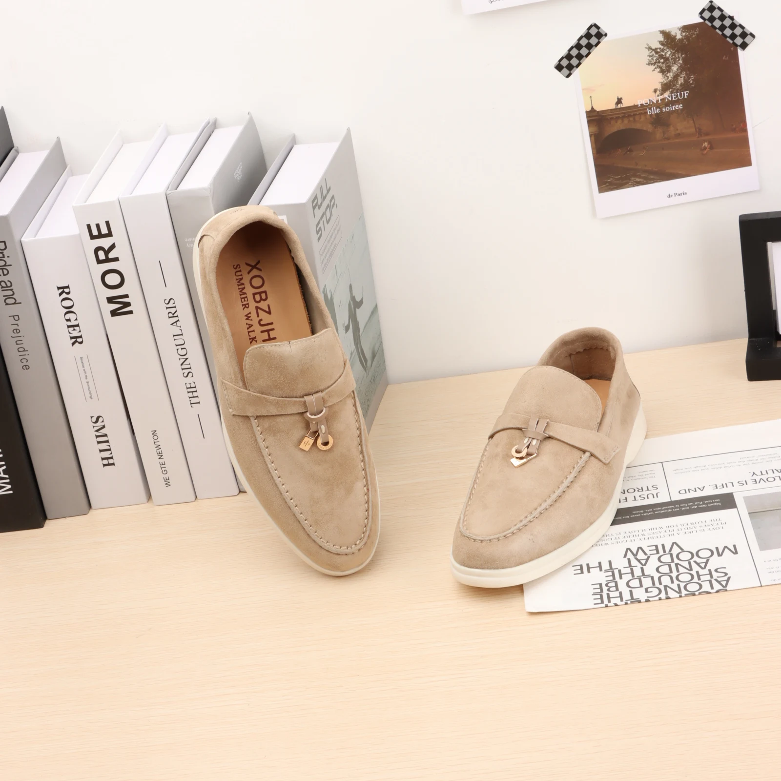 Italian luxury brand metal buckle women's loafers Casual shoes Flat shoes 2024 new casual comfortable leather men's sneakers
