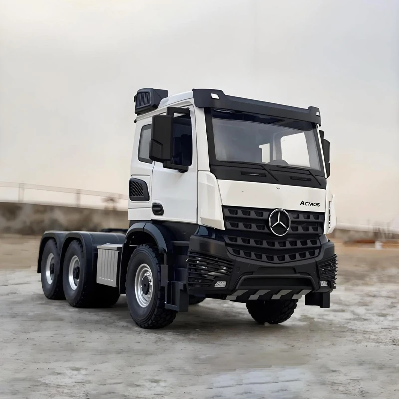 イタレリMercedes-Benz Actros 1854 1/24 NEW 1:24 Mercedes Benz Actros Trailer head Truck Diecast
