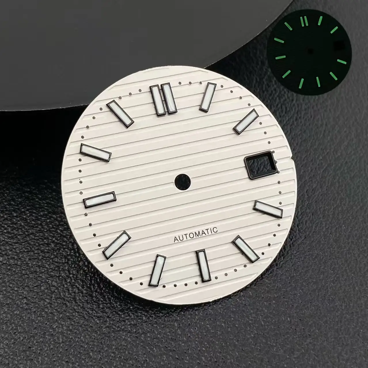 High-Quality 30.2mm Green Luminous Watch Dial with Nautilus Design