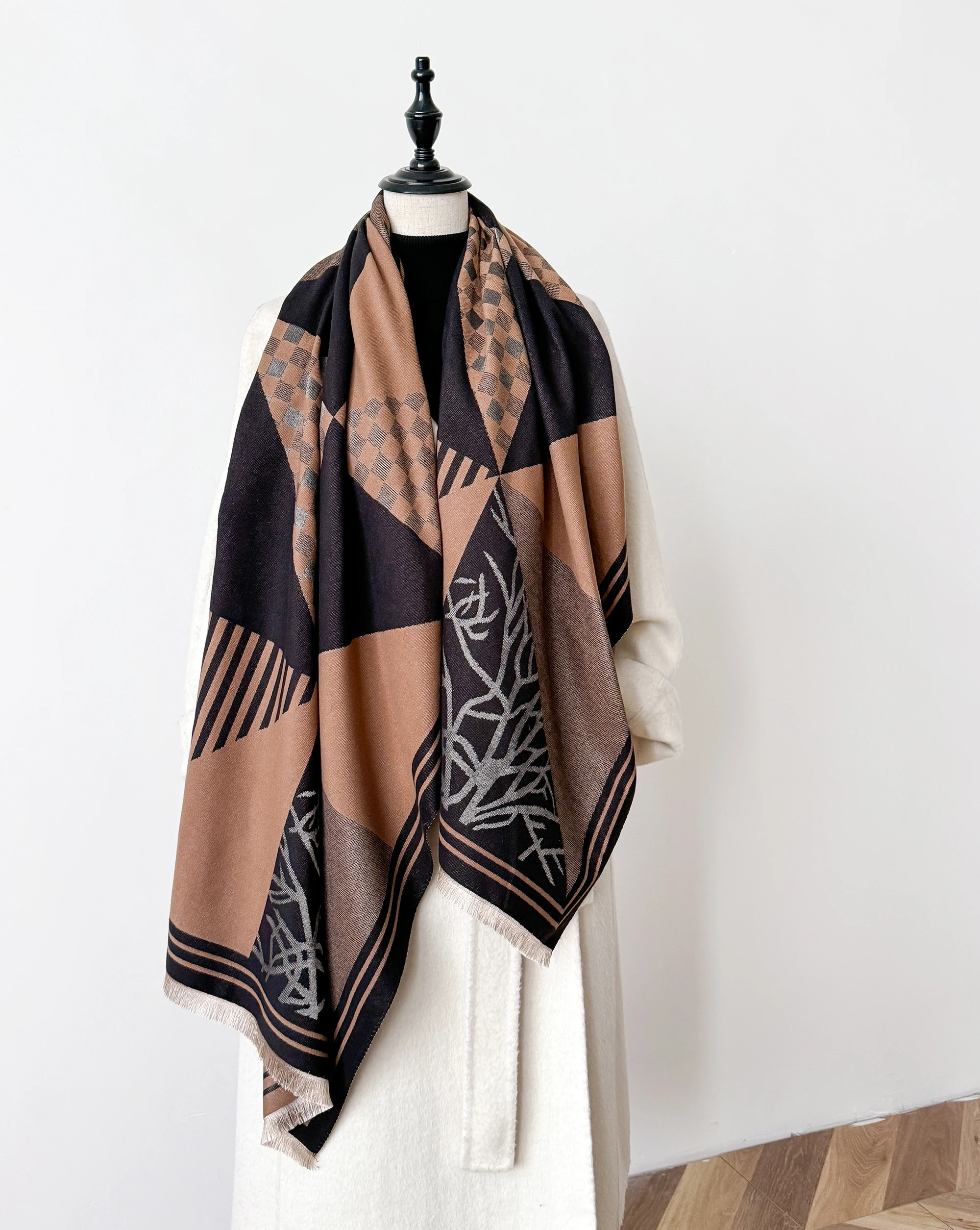 2024 Luxury Brand Two-Sided Jacquard Scarf pashmina Cashmere Soft Warm Fringe Pashmina Shawl Winter Coldproof Windproof Blanket