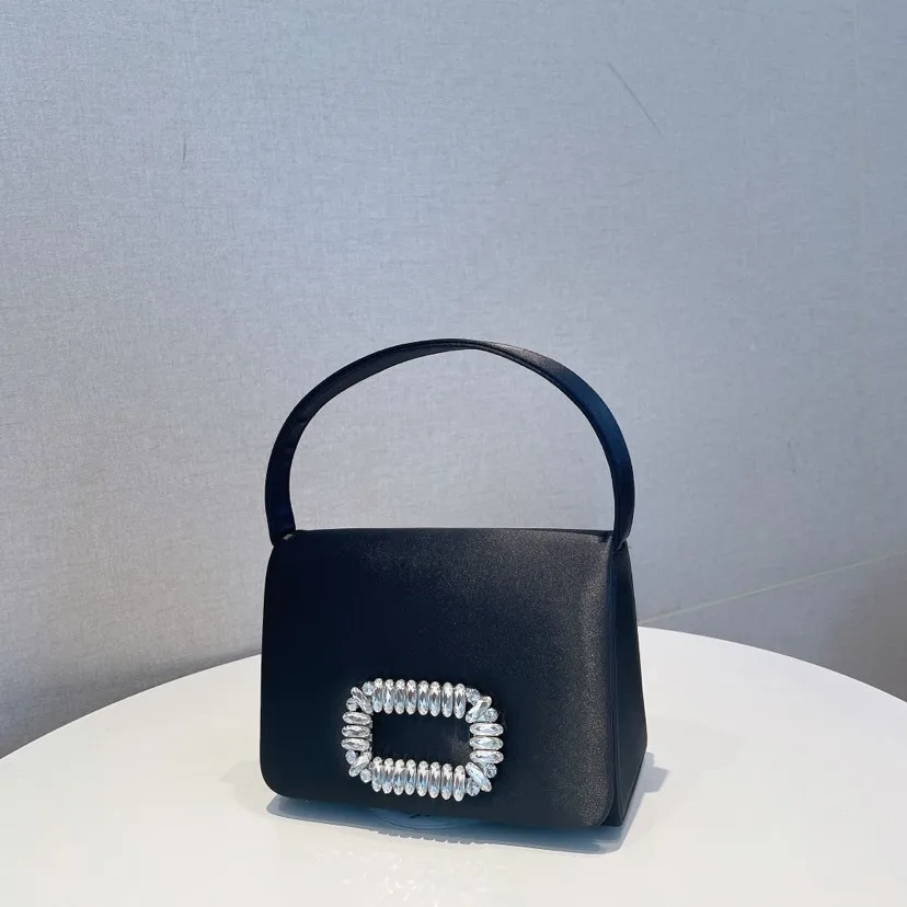 

Fashion Shoulder Bag Women rhinestone chain Solid Color Nylon Crossbody Bags Women Casual Satchels Strap Chest Bag Small Handbag