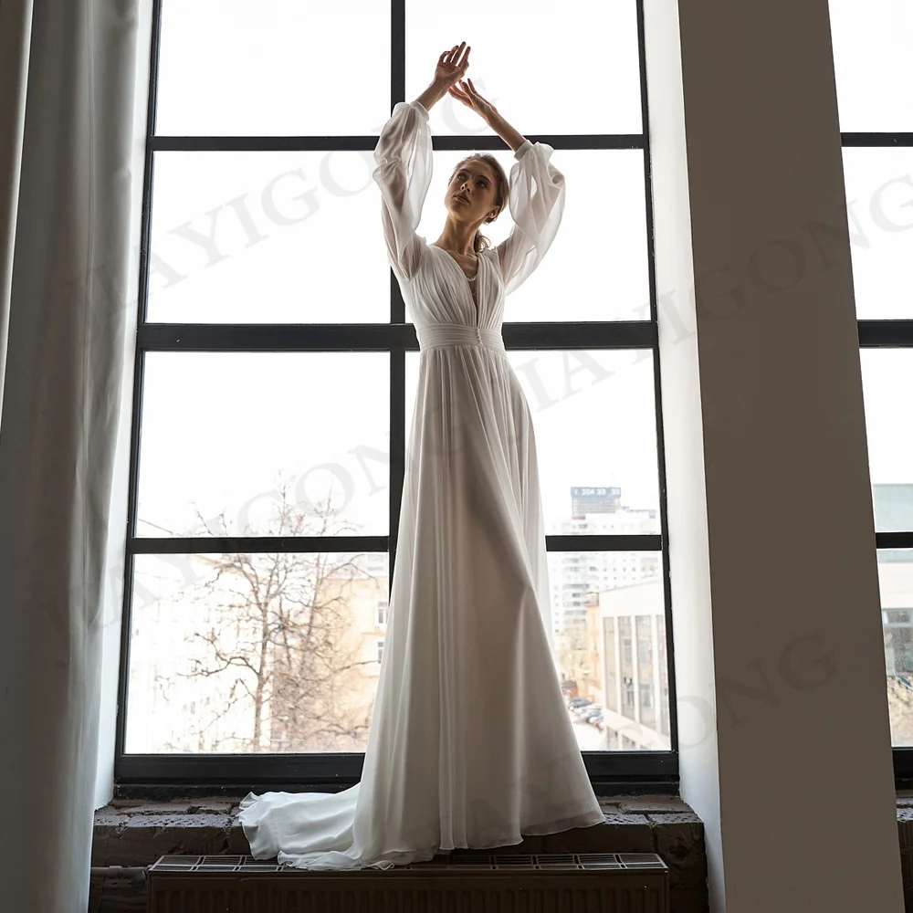 Рисунок 3 - Женское шифоновое платье с пышными рукавами