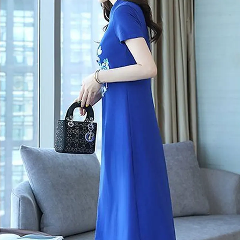 Vintage Embroidered V-Neck Midi Dress - Summer Elegance with A-Line Casual Short Sleeves
