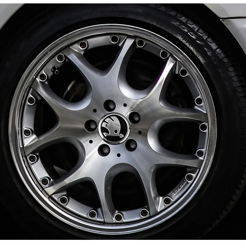 4Pcs 자동차 휠 허브 센터 캡 스티커 림 배지 커버 Skoda Octavia Fabia Rapid Superb Yeti Enyaq Kodiaq Kamiq Karoq Scala