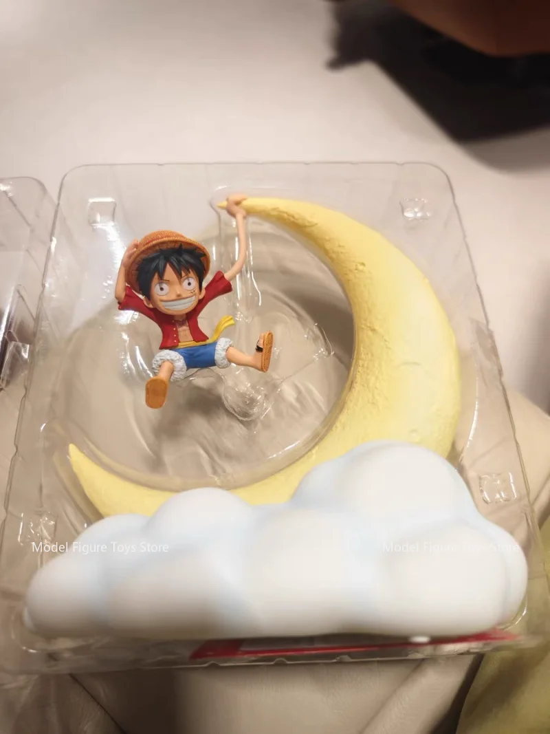 In Stock One Piece Original Luffy night lights Lamp Collection of Figures Birthday Studio Ornaments Decorations Trendy Gift Toys Sneakatelier