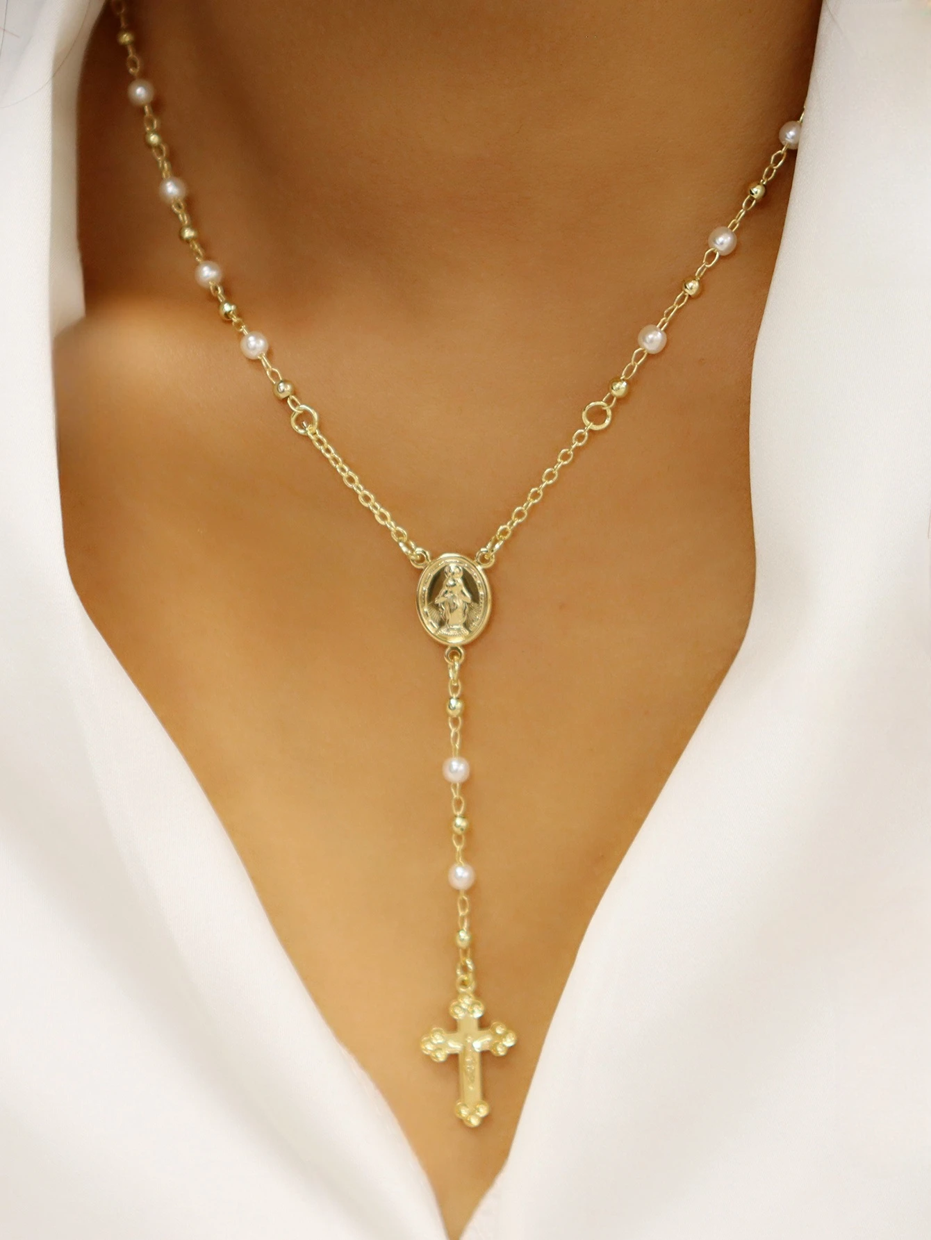 Madonna Pendant