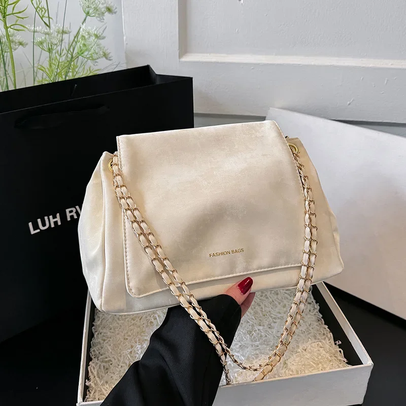 2024 New Fashion Retro Chain Shoulder Bag Women's Bag Large Capacity Designer Bags Luxury Handbags
