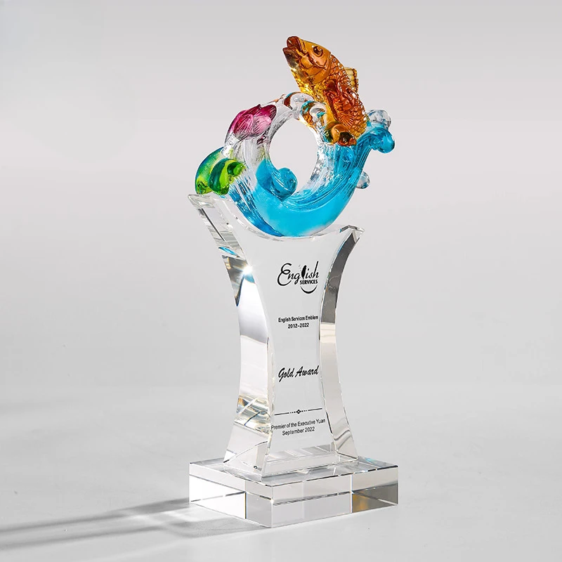 Customized High-end Fish Shape Coloured Glaze Crystal Trophy, Excellent Staff Company Annual Meeting Award, Home Decoration, 1Pc