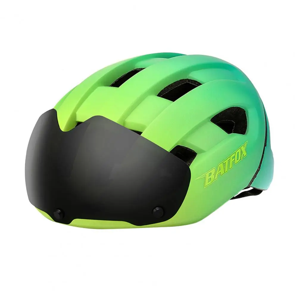 

Bicycle Helmets Delicate Anti-crack Accessory Mountain Riding Protective Helmet with Light for Professional Use