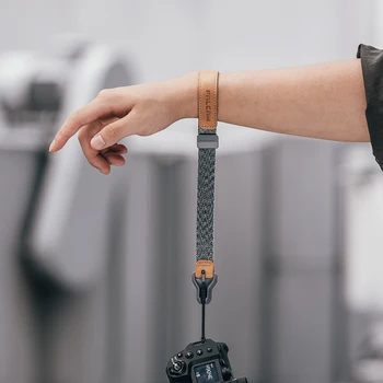 Ulanzi FALCAM Maglink Quick Magnetic Buckle Wrist Strap Stable Fashional Wrist Strap for Outdoor Photography 4