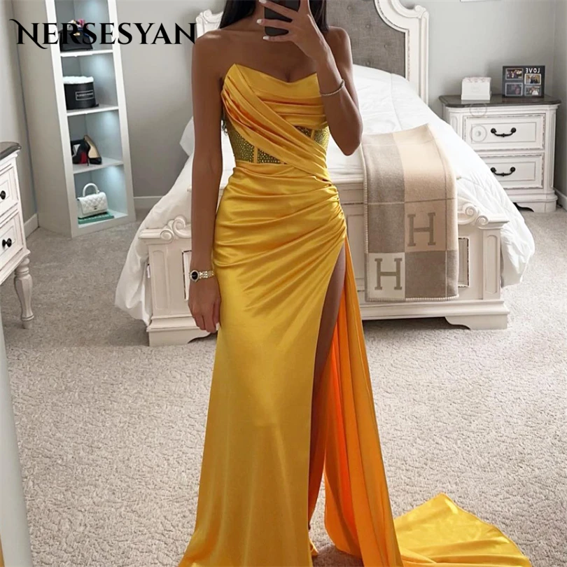

Nersesyan Mermaid Yellow Satin Party Gown Sleeveless Sexy High Split Formal Evening Dresses Long Pleats 2023 Vestidos De Fiesta