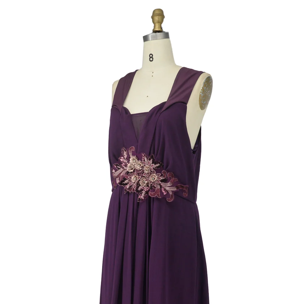 Рисунок 5 - Женское однотонное платье с аппликацией