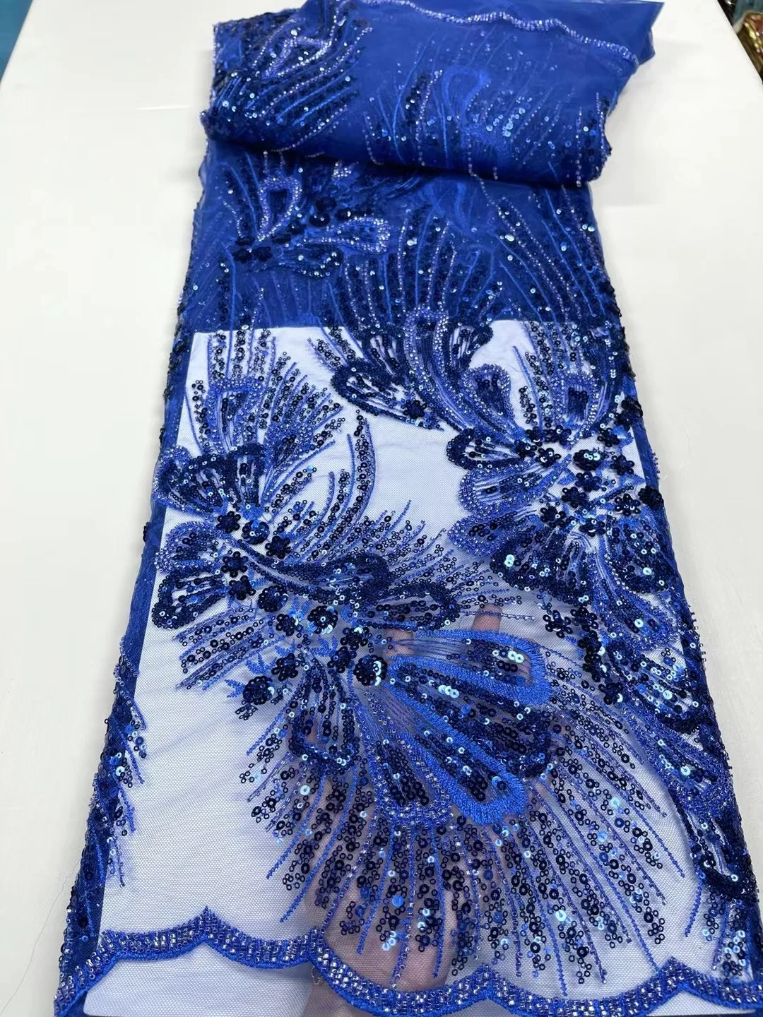 

High Quality Fashion French Mesh Embroidery Lace Fabric African Nigerian Sequins Lace Fabric for Wedding Dress AJ5466