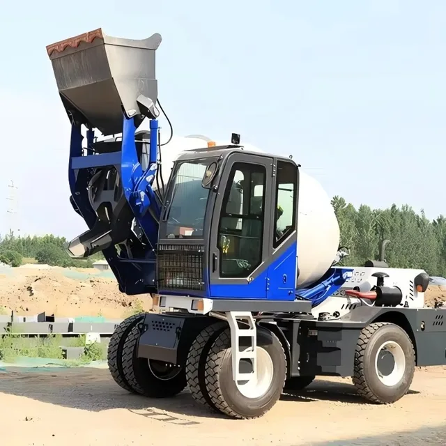 Self Loading Concrete Mixer Truck with Engine High Efficiency 0.5m3-6.5m3 Capacities for Sale 2