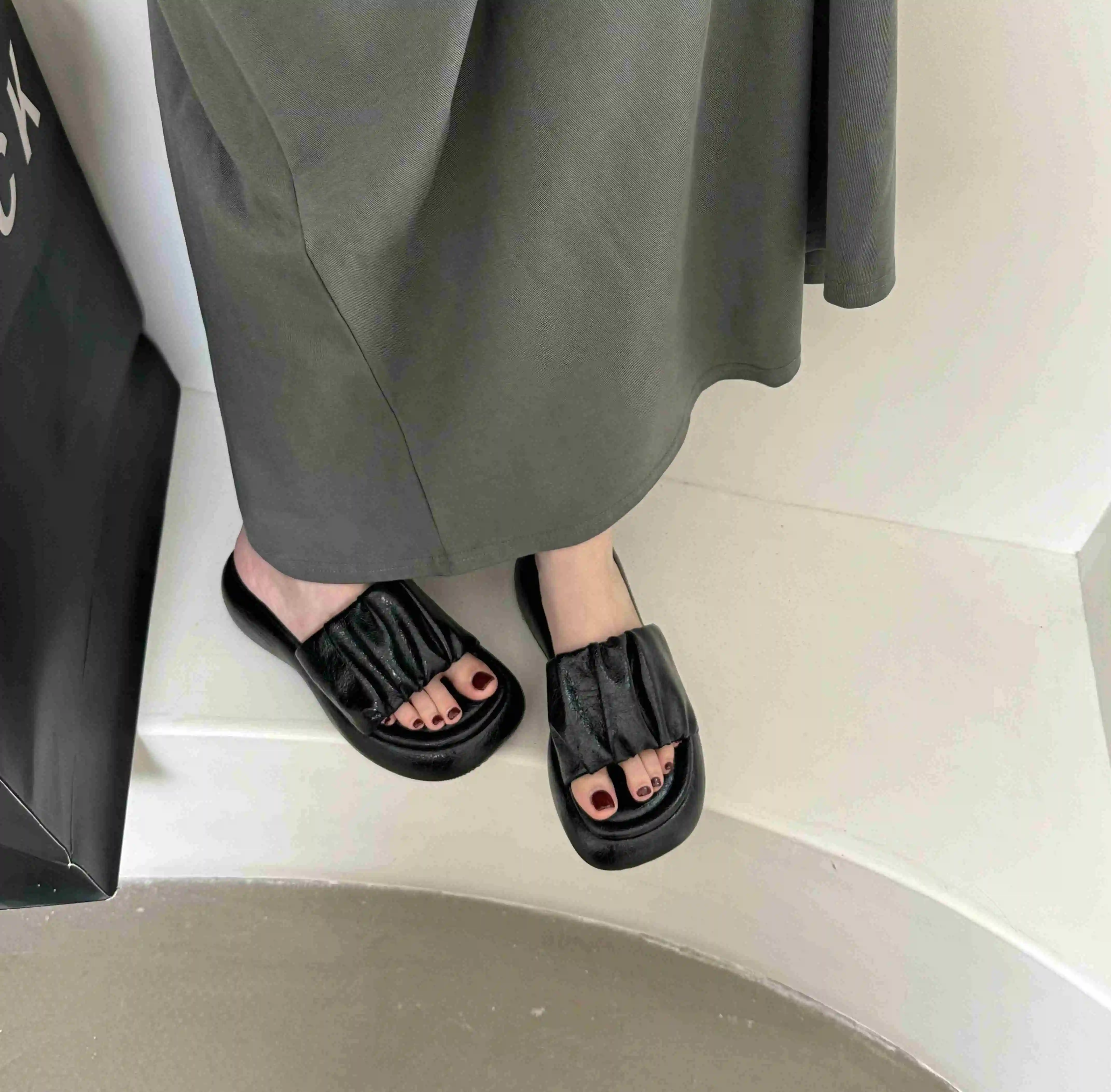 2024 Women's Fashion Soft Slides Elegant Open-Toe Ladies Outdoor Dress Flat Sandals