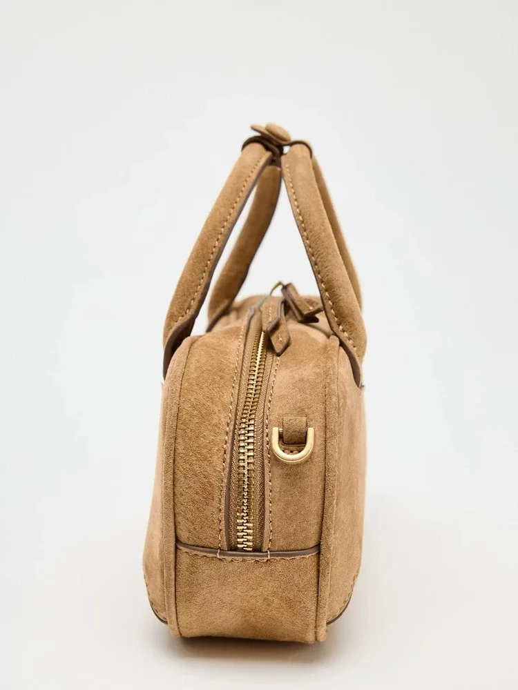 2026 Autumn/Winter New Vintage Frosted Boston Pillow Bag Versatile Handheld Single Shoulder Slant Cross Small Square Ba