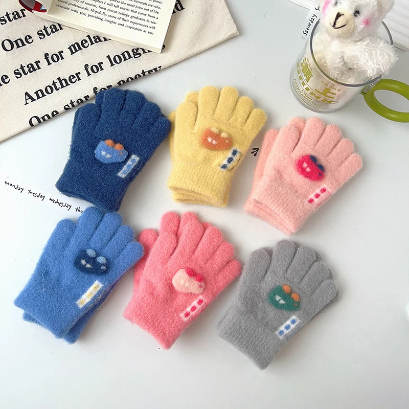 Cartoon Car Baby Gloves Winter Thick Knit Warm Boy Girl Full Finger Mittens Outdoor Windproof Toddler Kids Five Finger Gloves winter gloves,baby mittens