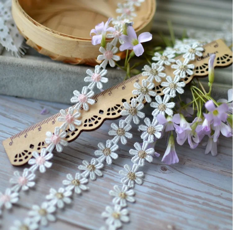 2 Meters Daisy Flower Gold Embroidered Lace Fabric Lace Trim Ribbon Handmade DIY Sewing Supplies Craft Costume Decoration lace ribbon lace fabric lace sewing accessories lace sewing supplies lace accessories lace decoration clothing craft accessories