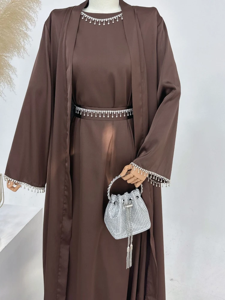 Eid Zijdeachtig Satijn Feest Abayas Set 2 Stuk Ramadan Vrouwen Met 2 Diamanten Kettingen Vest Gewaad Islamic Abaya 2024
