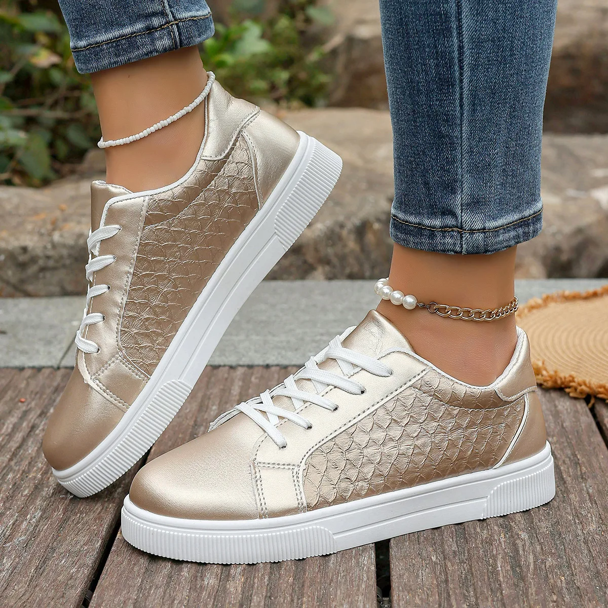 Übergrößen 42 Damen Gold Silber Sneakers Frühling Herbst Neue Damen Mode Schnürschuhe Weiche PU-Leder Boardschuhe Damen Freizeitschuhe – Detail 5