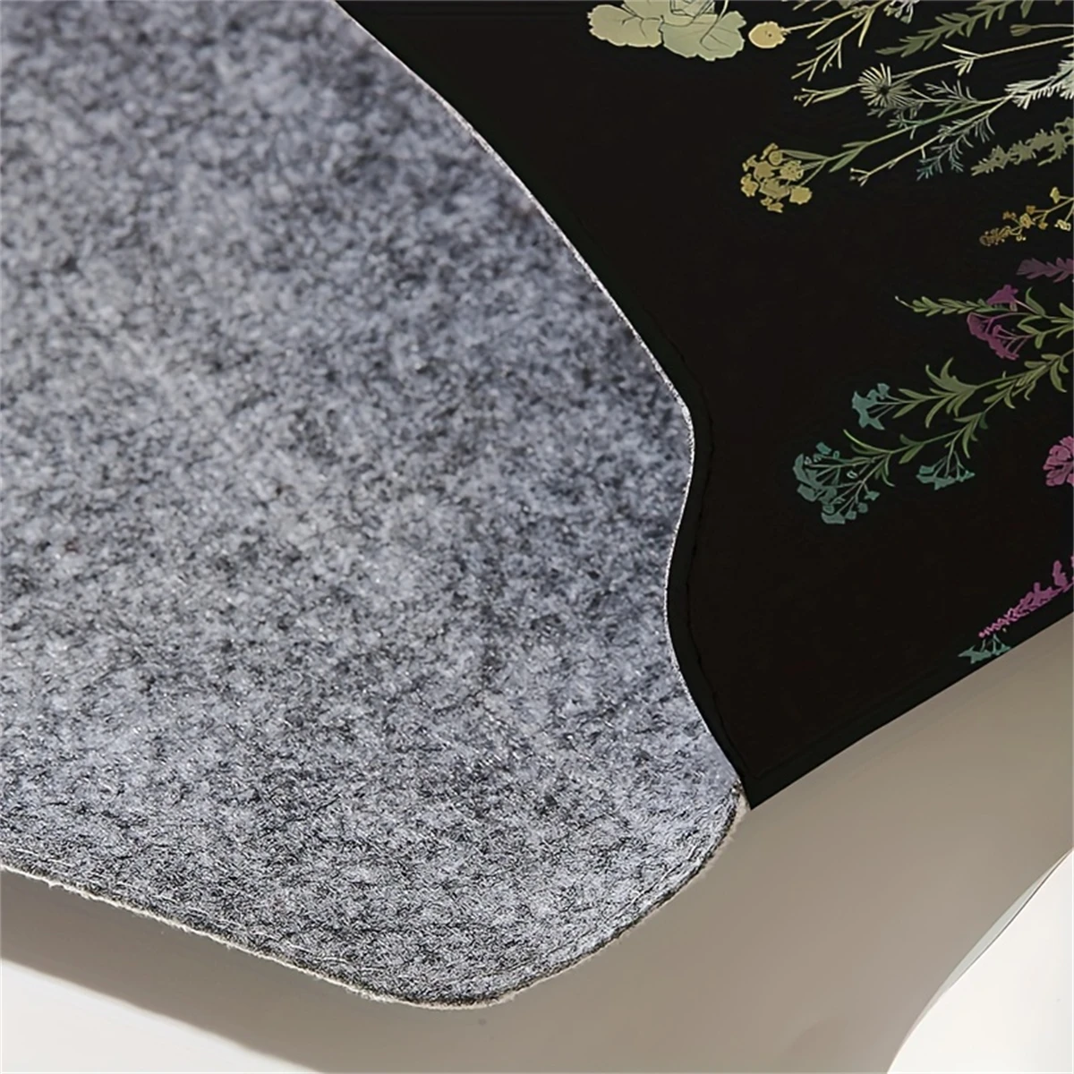 Flower patterned laptop bag with soft laptop fabric cover, suitable for laptop soft cover storage and tablet storage bag