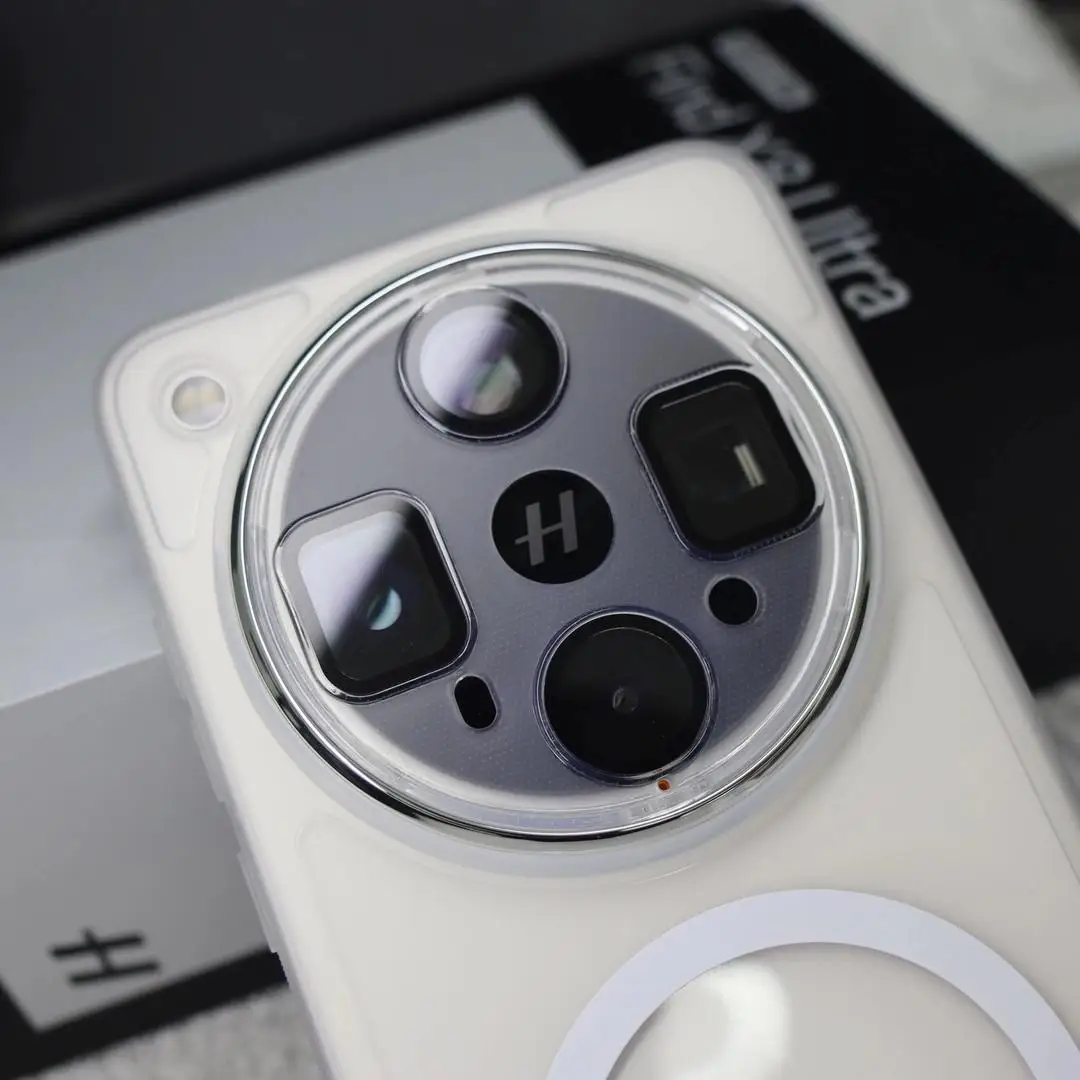 Simple Transparent Magnetic TPU Anti-Fall Skin-Friendly Case with Eyebrow Design