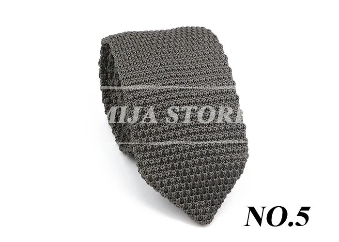 Spitze gestrickte Krawatte für Herren, einfarbig, gestreift, warm, britischer Gentleman-Hals, Geschenke für Männer, klassische gewebte Designer-Krawatte für den täglichen Gebrauch – Detail 8