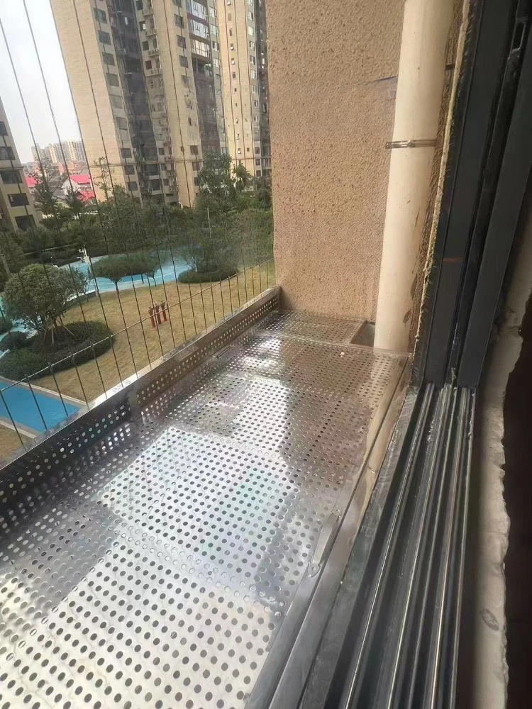 304 Edelstahl Einbruchschutz-Fensterkissen Balkon-Sicherheitsnetz Fensterbank-Schutz Auslaufsicheres Netz Veranda-Sicherheitsgitter Perforierte Platte – Detail 8