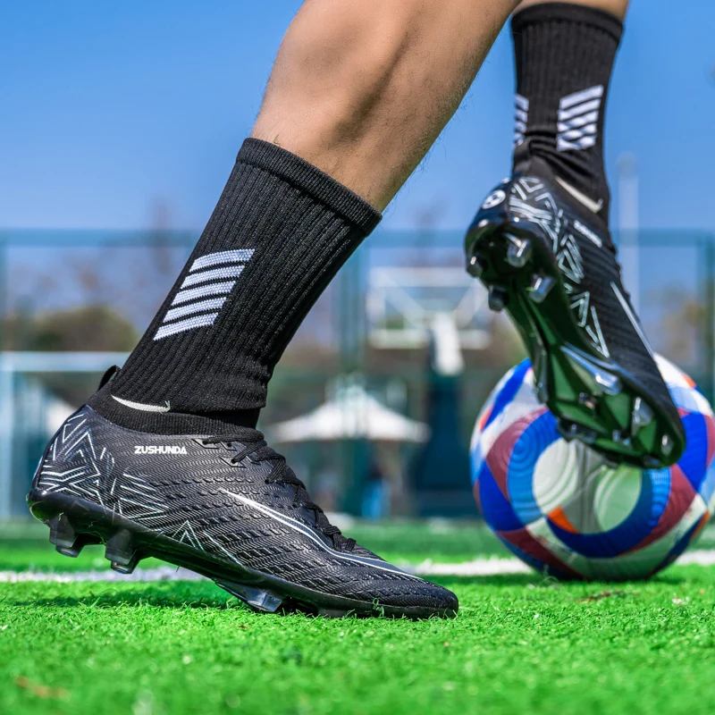 Men's Soccer Shoes TF/FG Non-Slip Turf Soccer Cleats Personalized Design Sport Shoes Casual Sneakers Fashion Football Boot 35-45