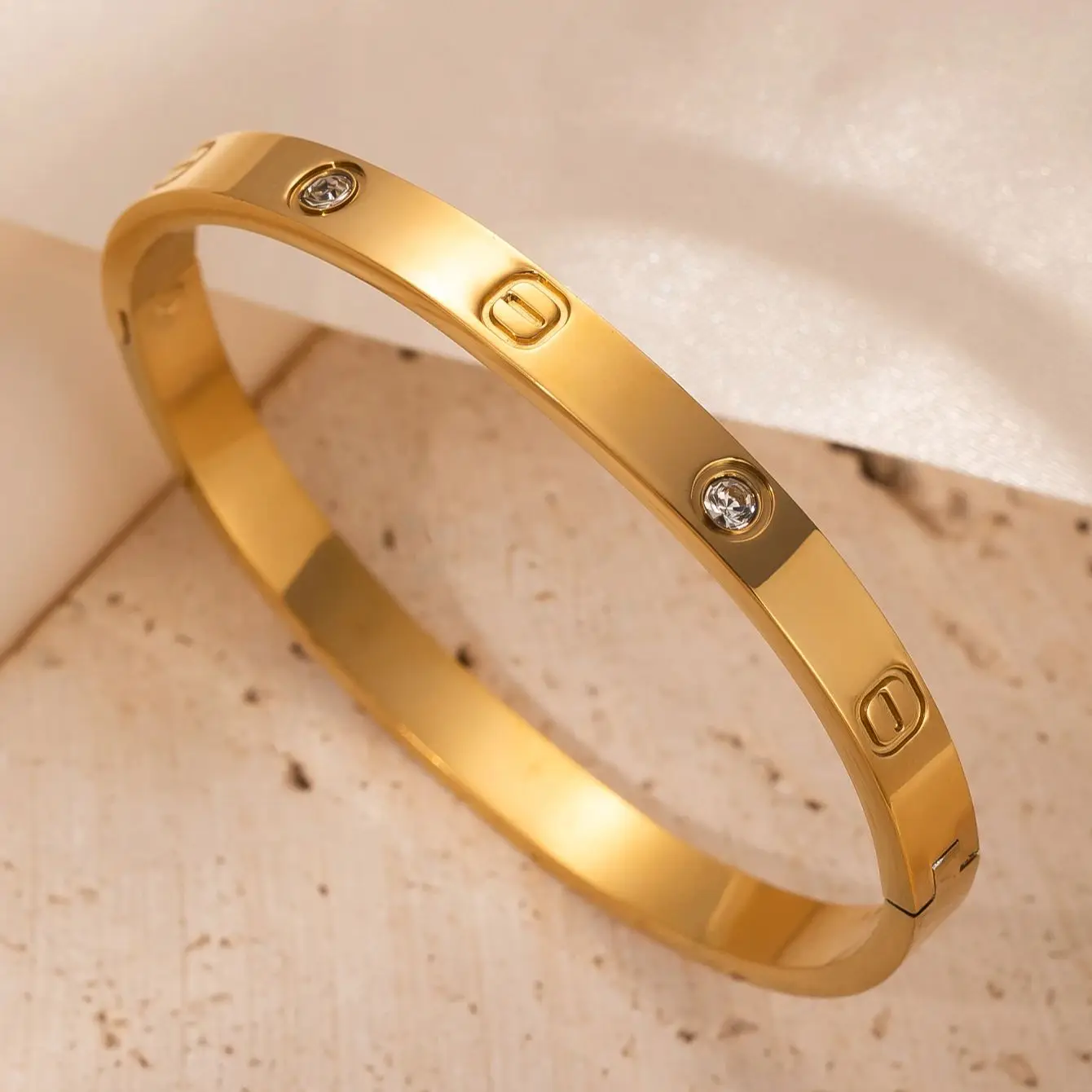 18K Gold-Plated Stainless Steel Crystal bangle with Pave Crystals Luxury Stackable Christmas Gift