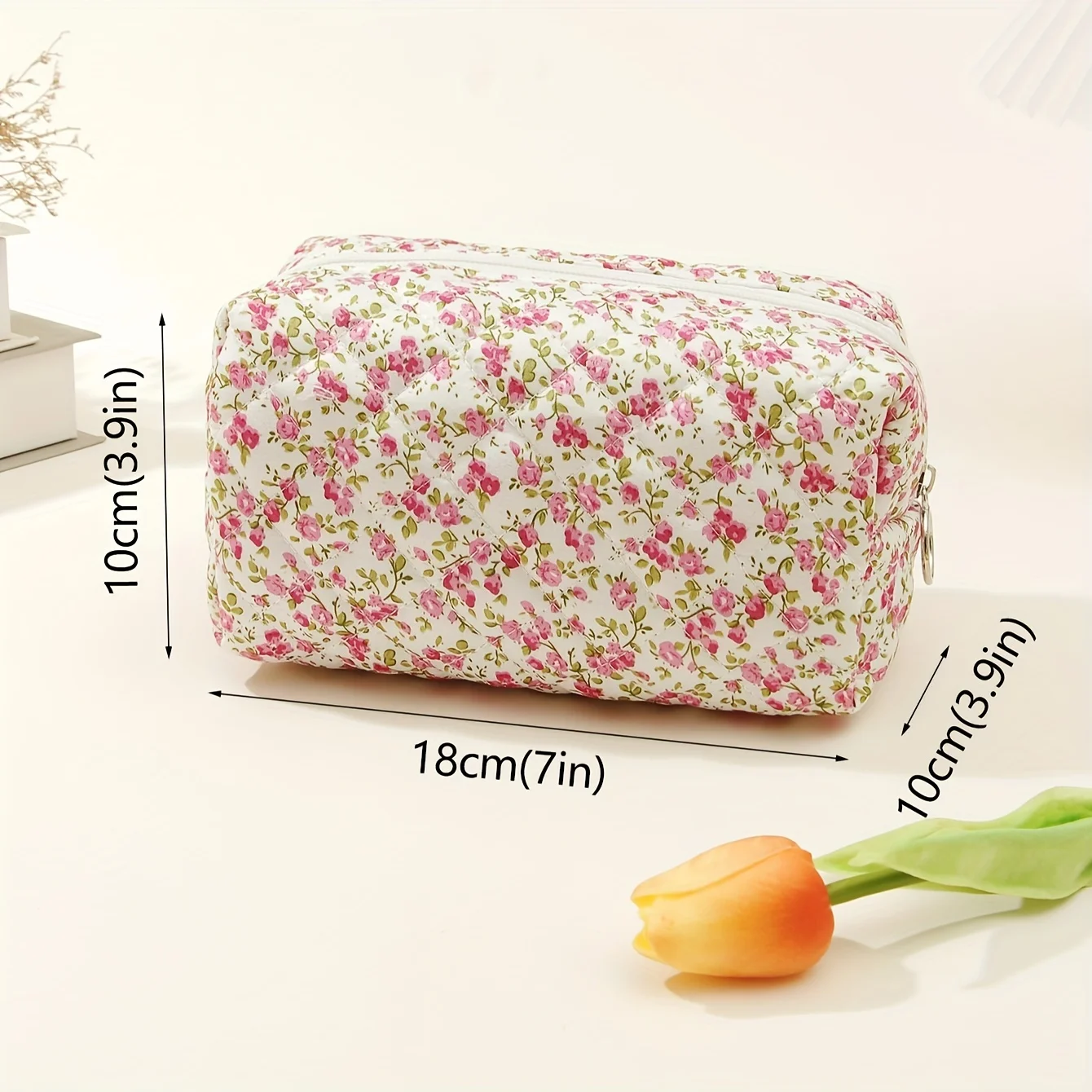 Quilted Makeup Bag Floral Cosmetic Bag Aesthetic Cute Travel Toiletry Bag Organizer cotton Makeup Brushes Storage Bag 2