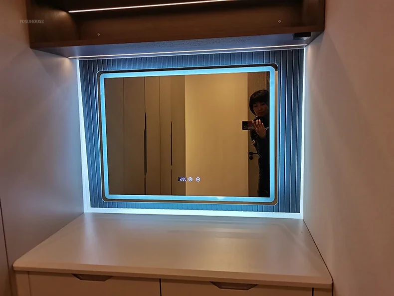 Description Picture 4 of itemModern Square Bath Mirrors for Home Wall Decoration Defogging Smart Mirrors Light Luxury Glass Multifunction Mirrors for Balcony