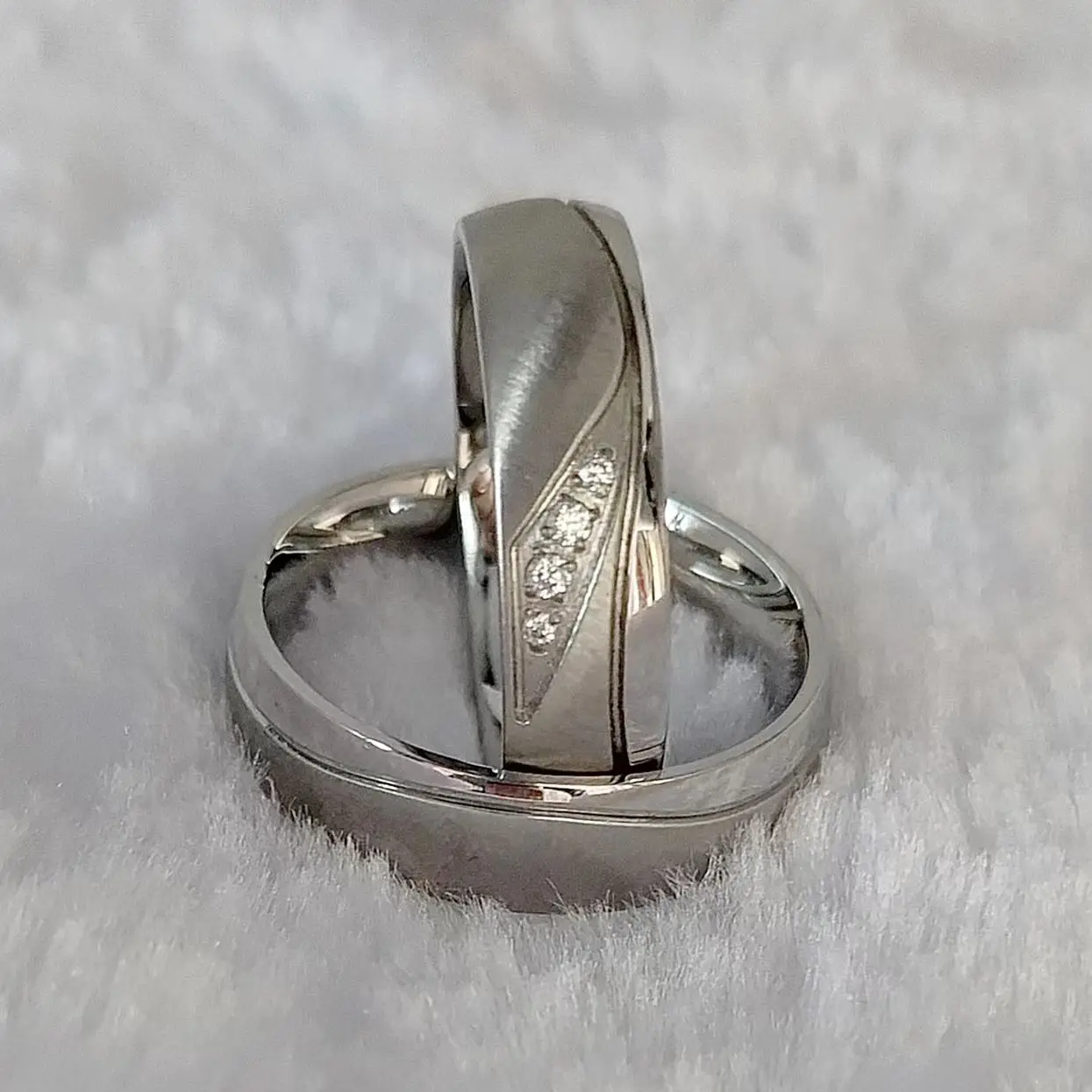 

High Quality Handmade Designer Western Wedding Rings sets for men and women Lover's Silver Stainless Steel Jewelry Couple Ring