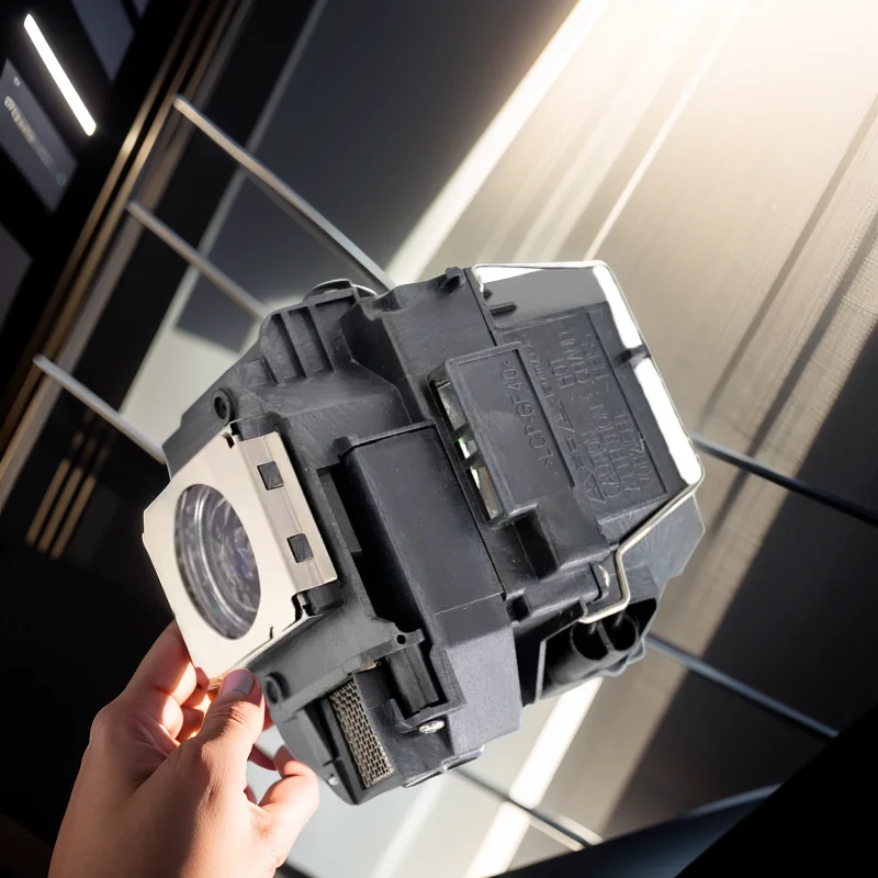 New Projector Lamp With Housing ELPLP54 For EB-S7 EB-S7+ EB-S72 EB-S8 EB-S82 EB-W7 EB-W8 EB-X7 Projector