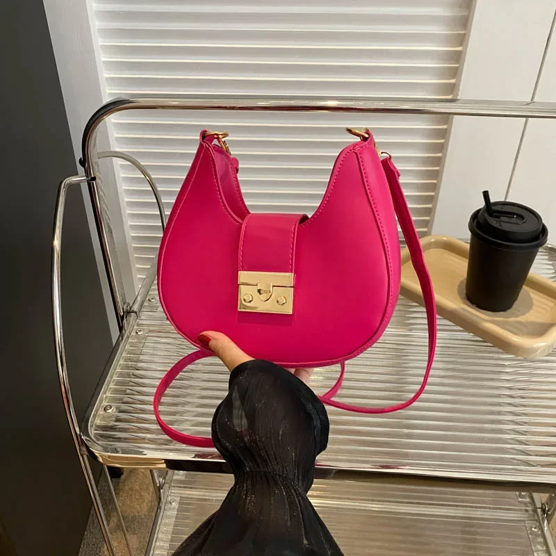 New Trend Dumpling Bags for Women Luxury Female Shoulder Bags Designer Metal Buckle Handbags Larger Capacity Hobos Phone Purse