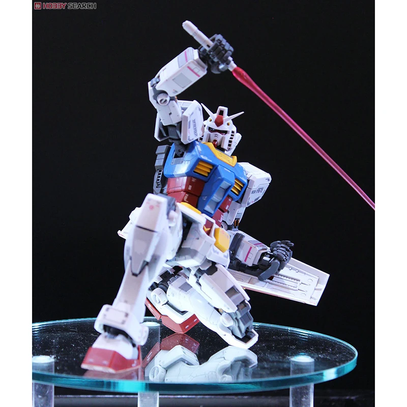 Bandai Model Kit MG 1/100 MASTER GRADE 3.0 RX-78-2 Gundam Action