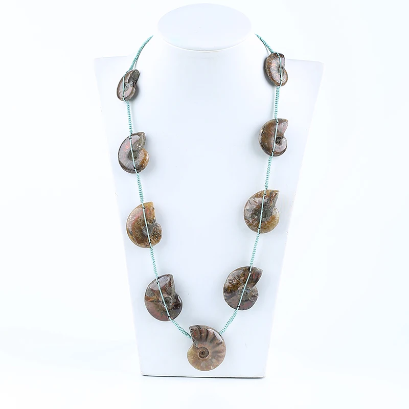 

Natural Aommonite Pendant Gemstone Necklaces, Labradorite Gemstone Necklaces, beads 30 inches, 90.5g 35**27*11mm 15*12mm