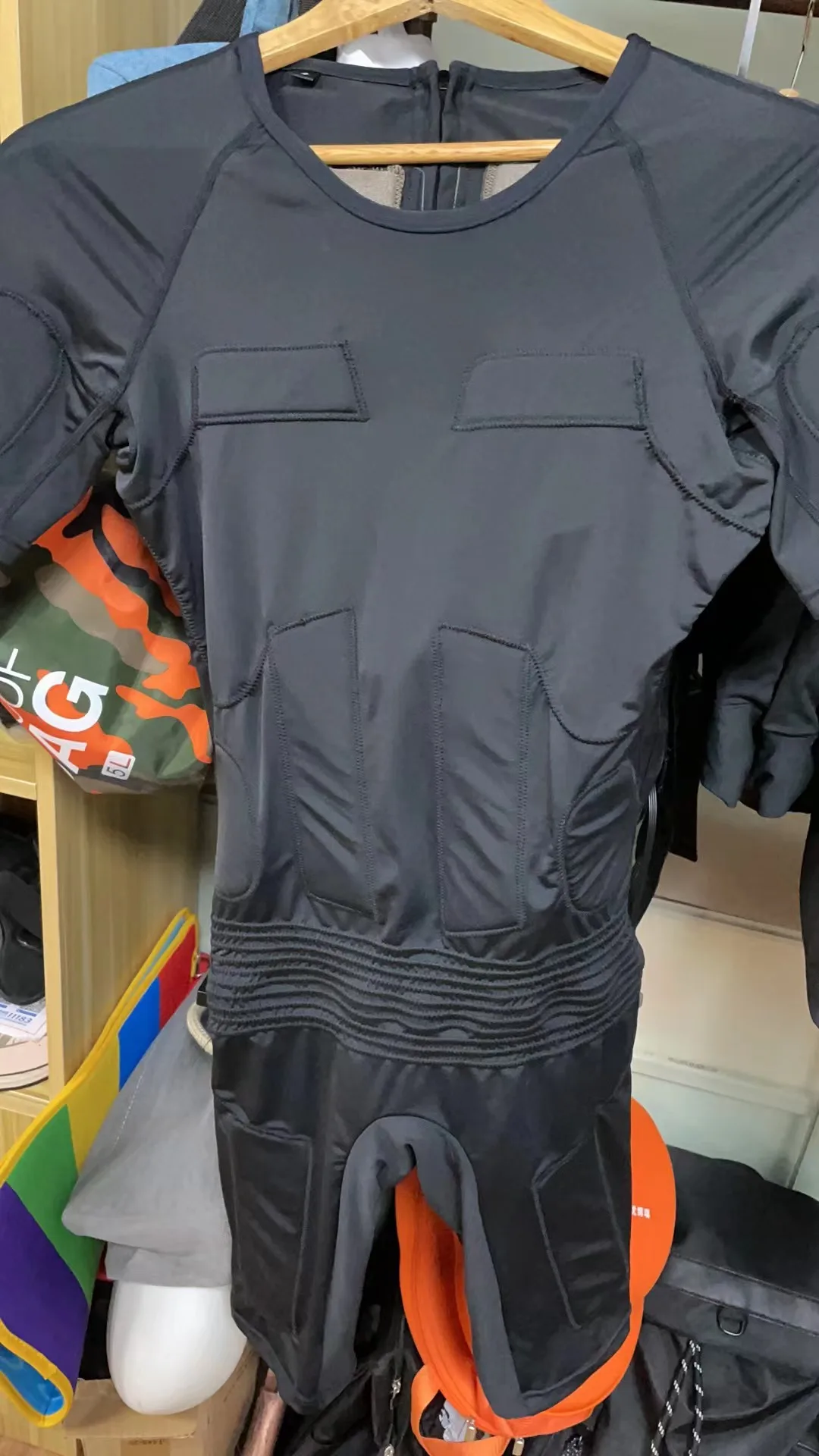 Gym Ems Suit Wireless Fitness Ems Fitness Equipment Suit Gym Wireless Equipment Muscle Training