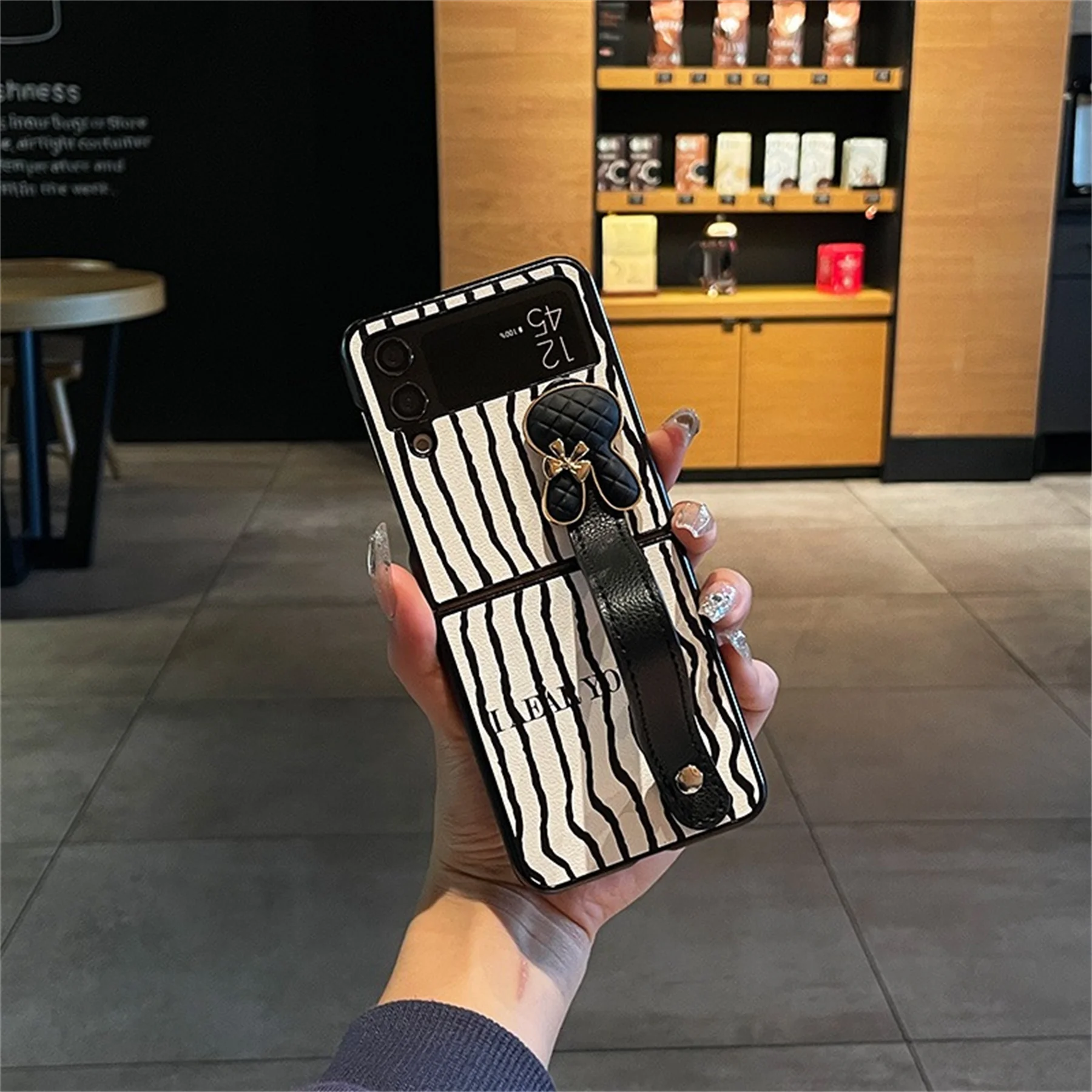 Korean Simple Corrugation Rabbit Wrist Strap Phone Case Cover