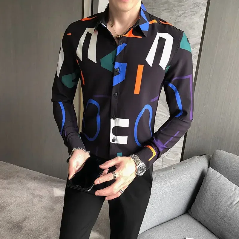 thumbnail image 1 of Camisas para hombre Camisa blanca ajustada con gráficos para hombre Ropa popular coreana colorida Moda original 2024 Novedad en venta en Asia social, 1 of 5