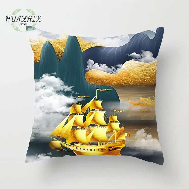 Рисунок 3 - Декоративная наволочка в виде золотого