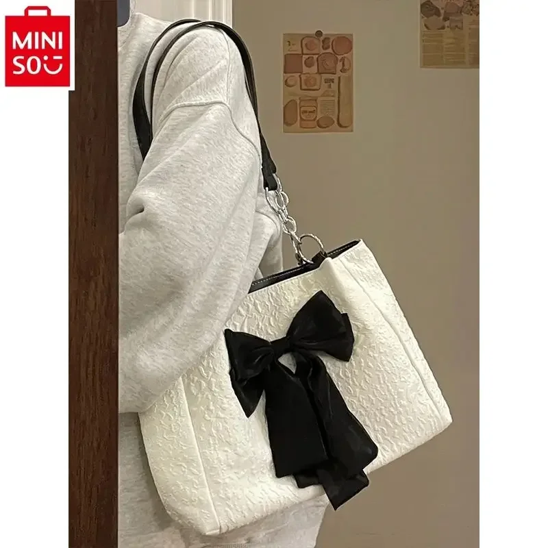 MINISO Disney Escape Princess Fashion Women's Bow Sweet Versatile Large Capacity High Quality Storage Shoulder Bag