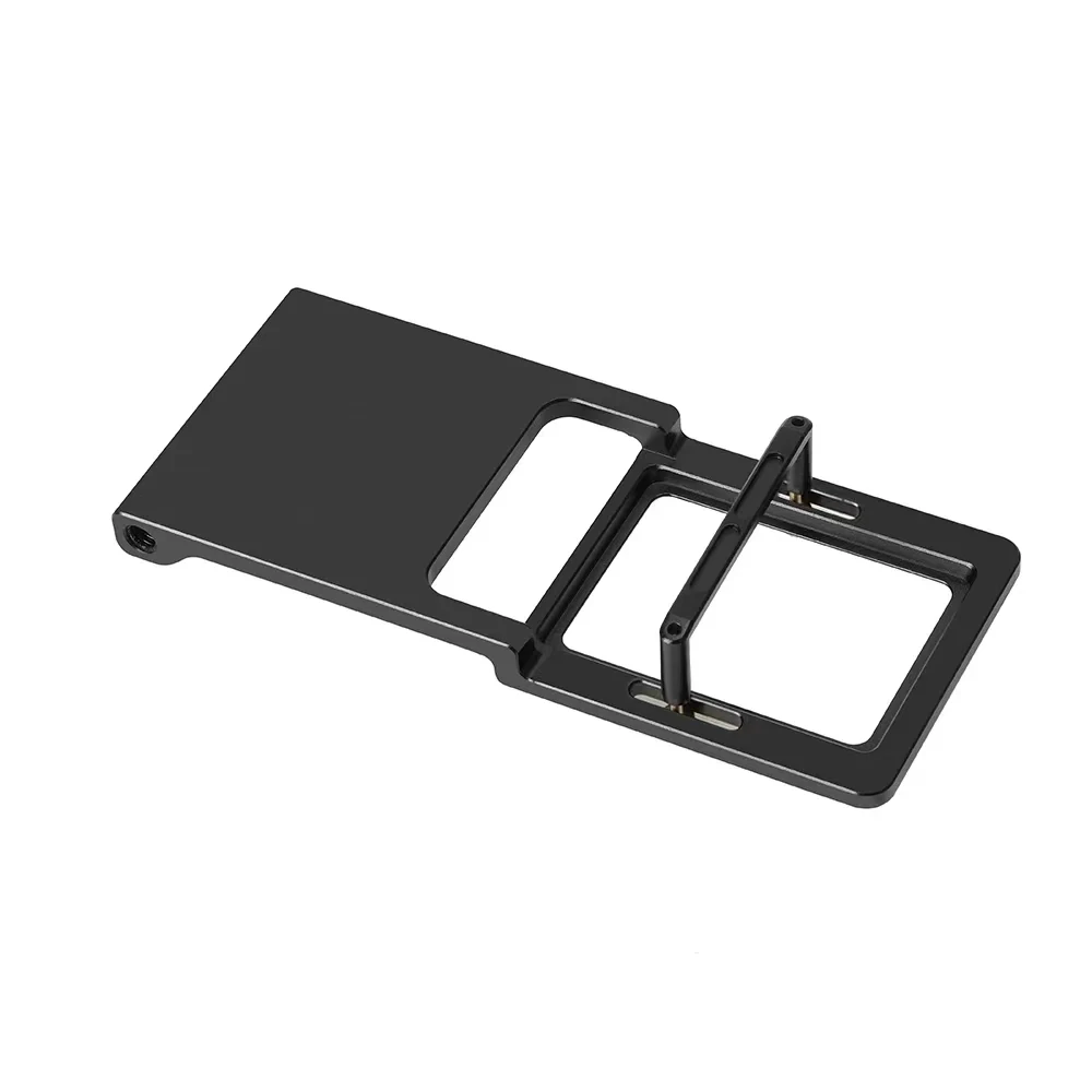 Détail de l'adaptateur de montage pour cardan, avec le système de verrouillage pour sécuriser la caméra GoPro Hero 6 5 4 3+ Yi 4k