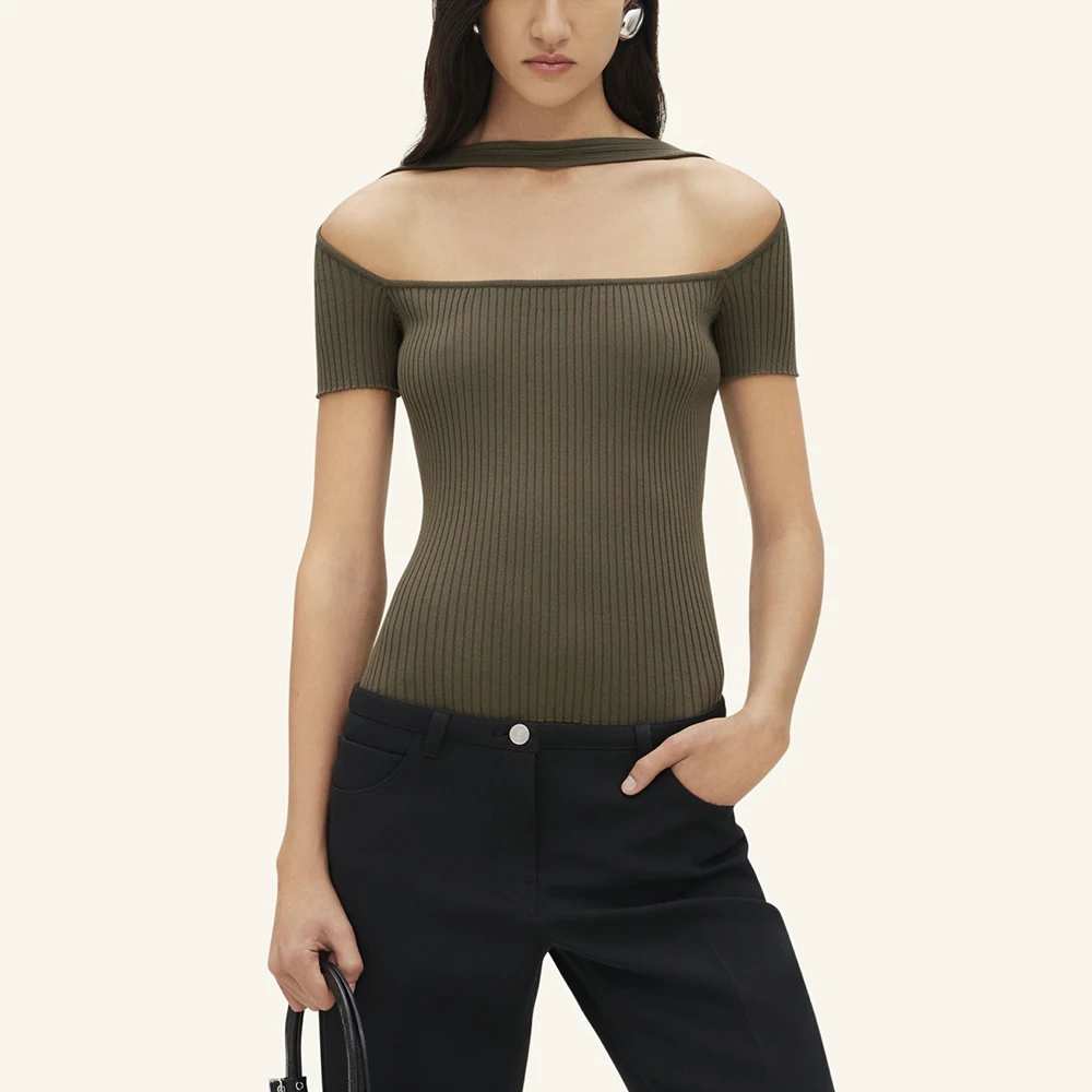 

2024 Spring and Summer New Women's T-shirt Y2k Embroidery Pinstripe Hanging Neck One Neck Simple Commuter Hundred Tees Top