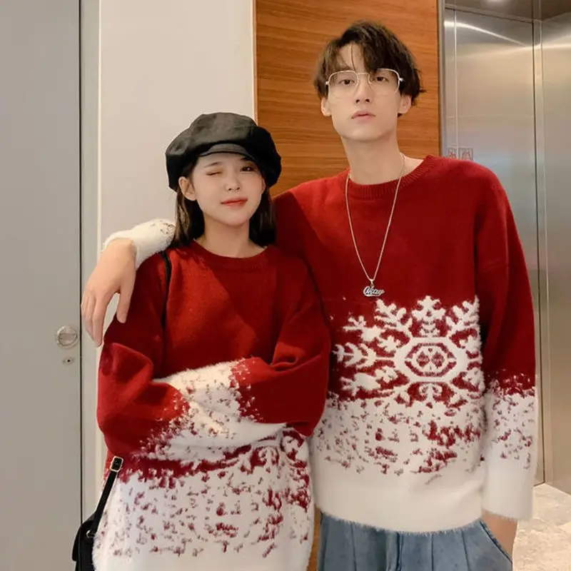 2023 New Round Neck Red Couple Christmas Sweater Soft Thick Snowflake Pattern Ins Vintage Loose Pullovers Men\'s Winter Sweater